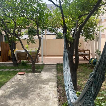 Boipeba Guesthouse Alghero Bagian luar foto