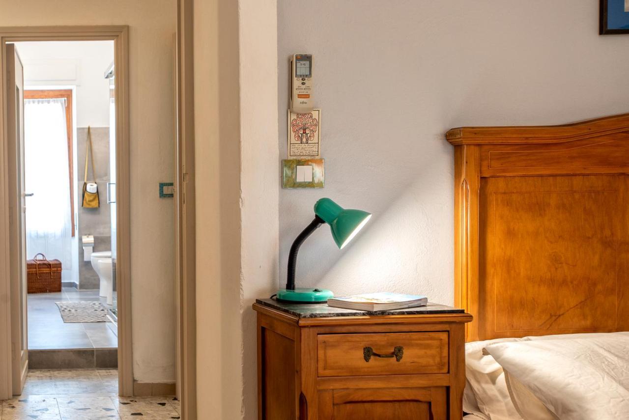 Boipeba Guesthouse Alghero Bagian luar foto
